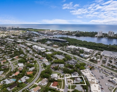 450 Ne 5th Circle - Photo Thumbnail 1