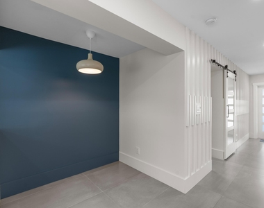 450 Ne 5th Circle - Photo Thumbnail 8