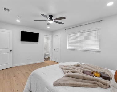 3509 W Sublett Road - Photo Thumbnail 23