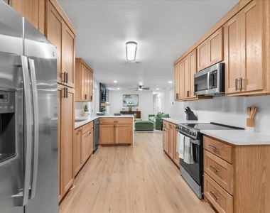 3509 W Sublett Road - Photo Thumbnail 12