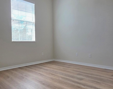 1188 Turnbridge Drive - Photo Thumbnail 12