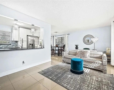 1607 Ne 15th Avenue - Photo Thumbnail 6