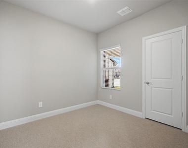 1701 Arches Road - Photo Thumbnail 14