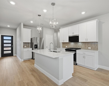 1701 Arches Road - Photo Thumbnail 2