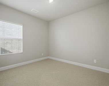 1701 Arches Road - Photo Thumbnail 12