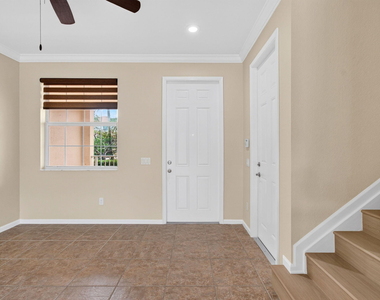 7449 Sarentino Lane - Photo Thumbnail 10