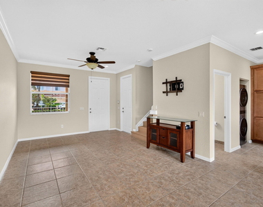7449 Sarentino Lane - Photo Thumbnail 21