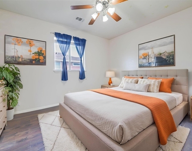 1316 Live Oak Lane - Photo Thumbnail 29