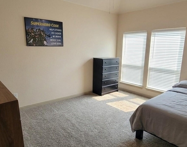 13733 Alterna Drive - Photo Thumbnail 14