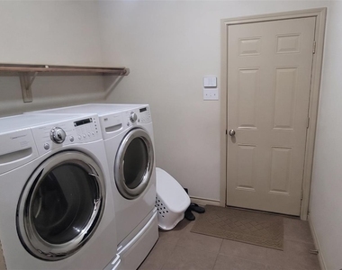13733 Alterna Drive - Photo Thumbnail 10