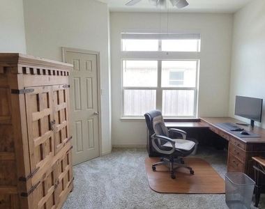 13733 Alterna Drive - Photo Thumbnail 12