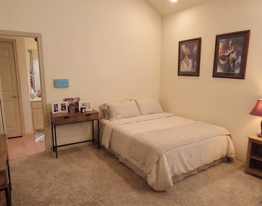 13733 Alterna Drive - Photo Thumbnail 15