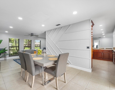 1225 Nw 111th Avenue - Photo Thumbnail 7