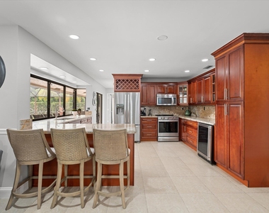 1225 Nw 111th Avenue - Photo Thumbnail 8