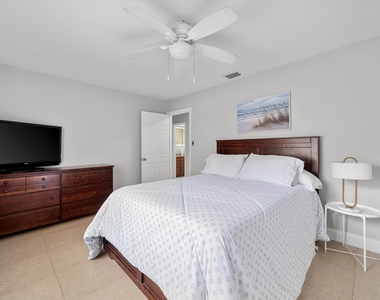 1225 Nw 111th Avenue - Photo Thumbnail 18