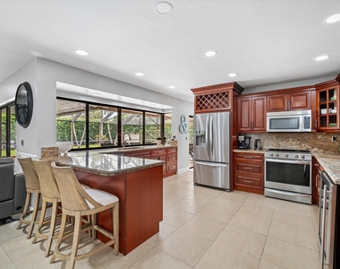 1225 Nw 111th Avenue - Photo Thumbnail 9