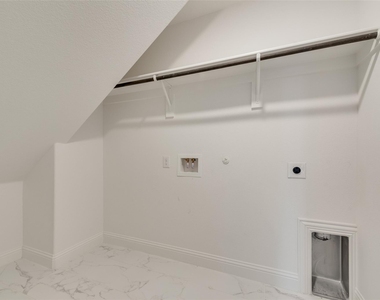 405 Rock Rose Lane - Photo Thumbnail 21