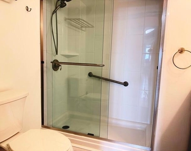 651 Okeechobee Boulevard - Photo Thumbnail 11