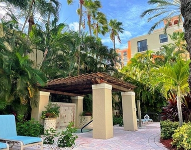 651 Okeechobee Boulevard - Photo Thumbnail 19