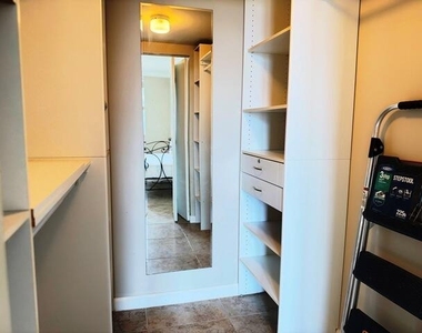 651 Okeechobee Boulevard - Photo Thumbnail 9