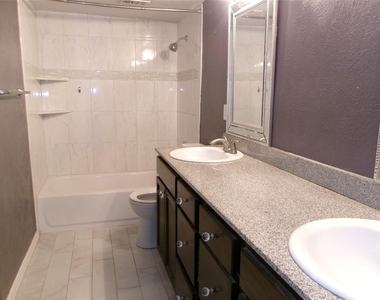 665 Stonewall Drive - Photo Thumbnail 8
