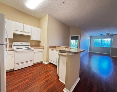105 Lighthouse Circle - Photo Thumbnail 6