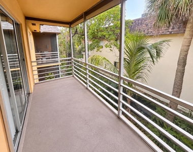 200 Croton Avenue - Photo Thumbnail 8