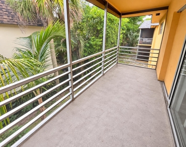 200 Croton Avenue - Photo Thumbnail 16