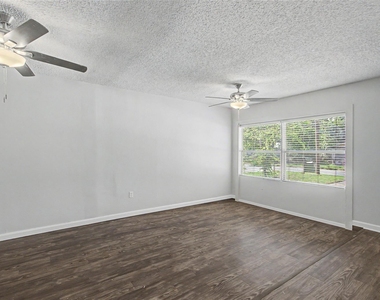 1205 Se 14th Street - Photo Thumbnail 8