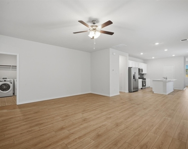 2541 Crestone Drive - Photo Thumbnail 3