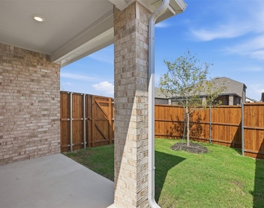 2541 Crestone Drive - Photo Thumbnail 14