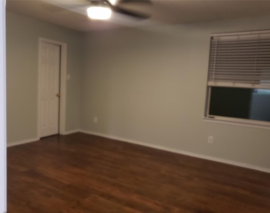 8402 Plantain Court - Photo Thumbnail 10
