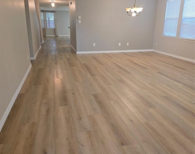 8402 Plantain Court - Photo Thumbnail 1