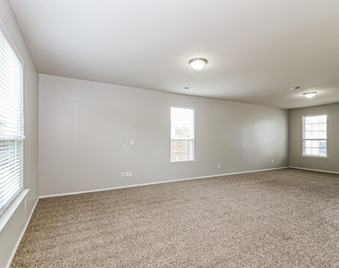 2209 Windsor Farms Drive - Photo Thumbnail 4