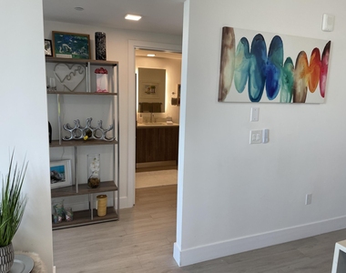111 Se 1st Avenue - Photo Thumbnail 7