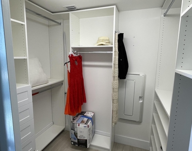 111 Se 1st Avenue - Photo Thumbnail 17