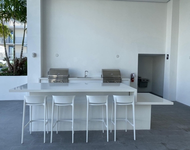 111 Se 1st Avenue - Photo Thumbnail 28