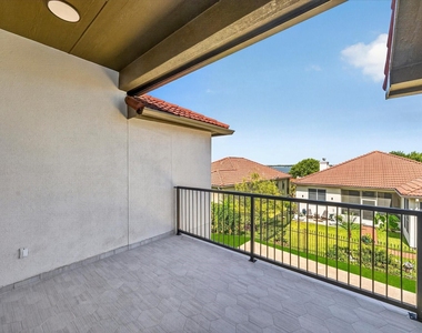1860 Tahoe Drive - Photo Thumbnail 18