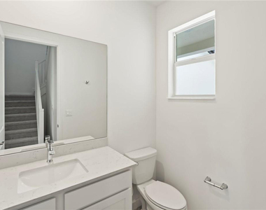 22126 Aziano Avenue - Photo Thumbnail 9
