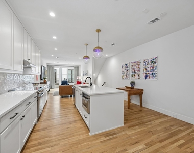 7207 Gaston Avenue - Photo Thumbnail 9