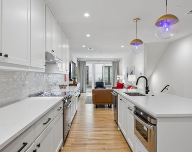 7207 Gaston Avenue - Photo Thumbnail 6