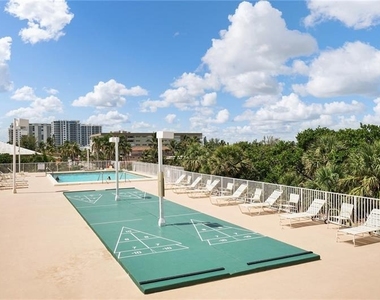 111 Briny Avenue - Photo Thumbnail 12