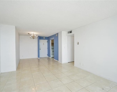 111 Briny Avenue - Photo Thumbnail 6
