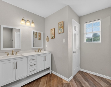 8998 Leroy Road - Photo Thumbnail 15