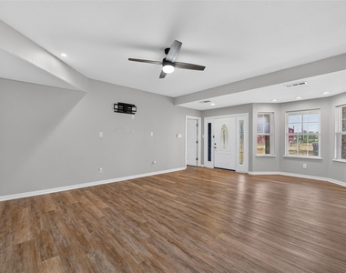 8998 Leroy Road - Photo Thumbnail 5