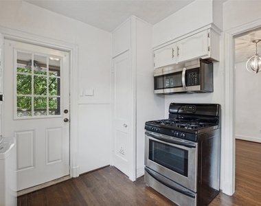 5937 Ross Avenue - Photo Thumbnail 14