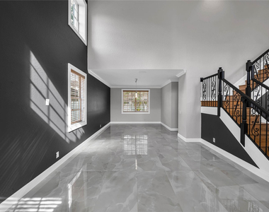 132 Cameron Drive - Photo Thumbnail 3