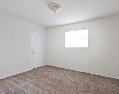 1811 Hidden Valley Road - Photo Thumbnail 17