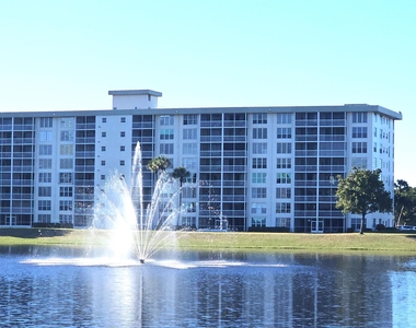 3091 N Course Drive - Photo Thumbnail 14