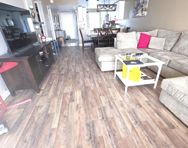 3091 N Course Drive - Photo Thumbnail 9